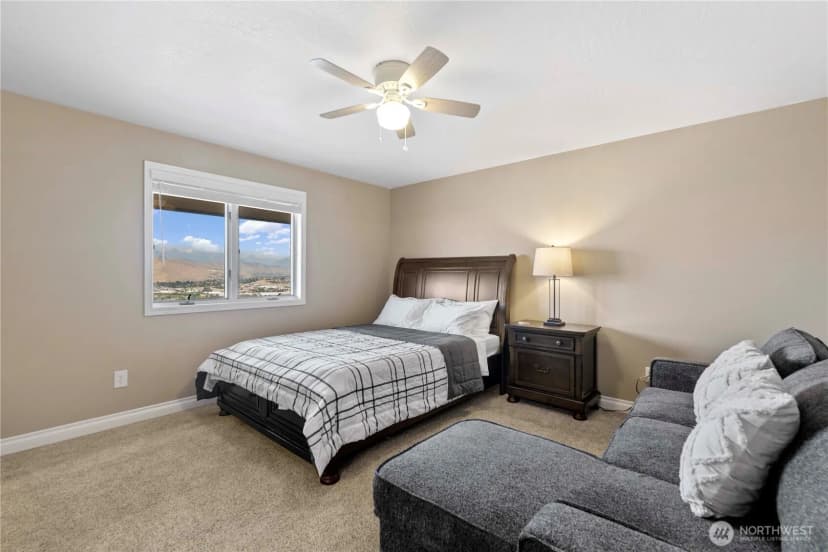 Property photo for 3131 35th Street Ne, East Wenatchee photo 27