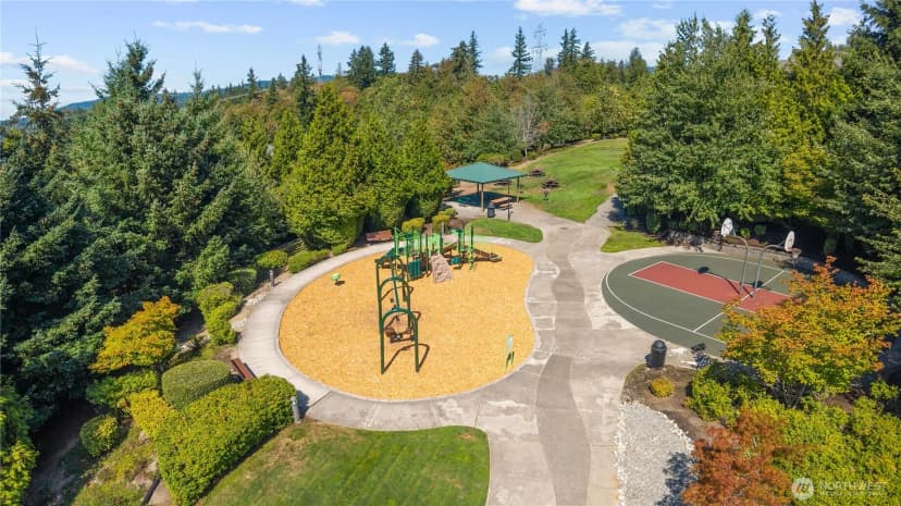 Property photo for 16850 164th Way Se, Renton photo 4