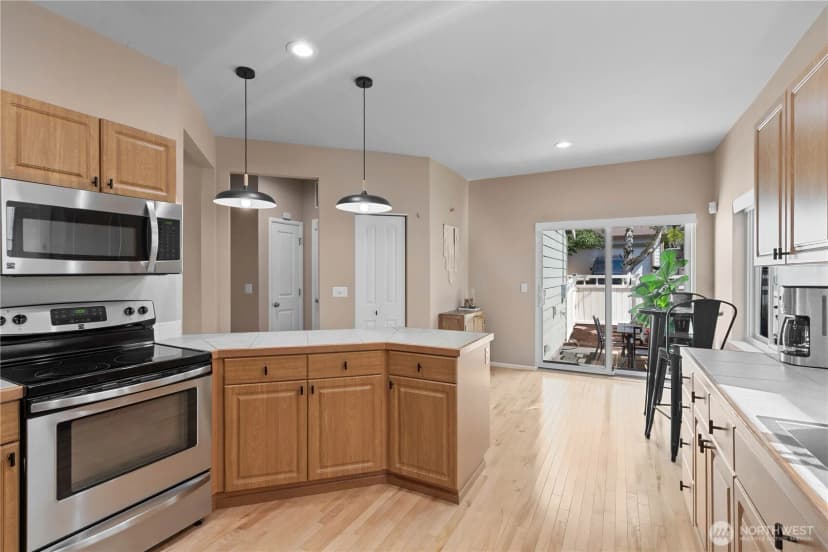 Property photo for 16850 164th Way Se, Renton photo 15