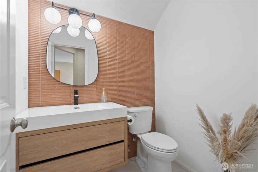 Property photo for 16850 164th Way Se, Renton photo 12