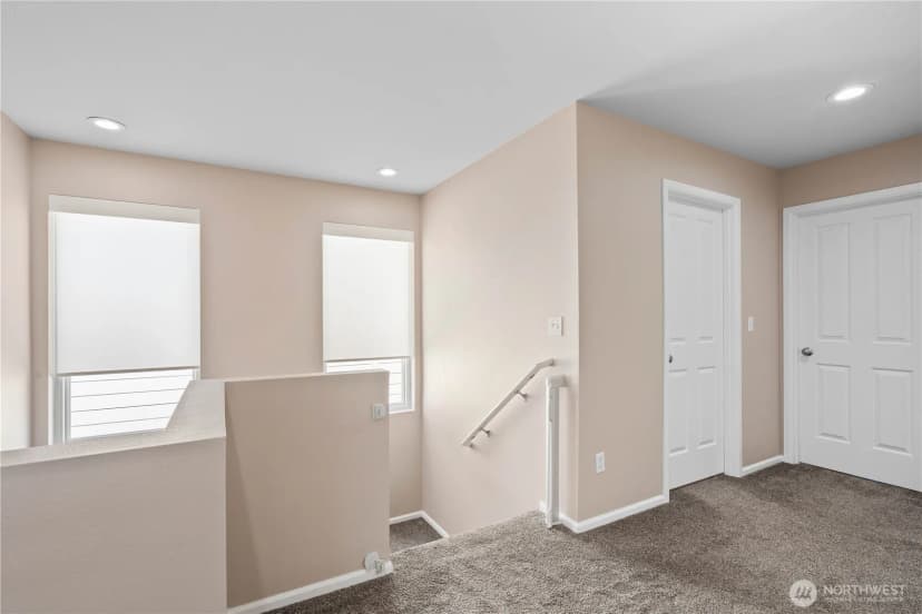 Property photo for 16850 164th Way Se, Renton photo 19