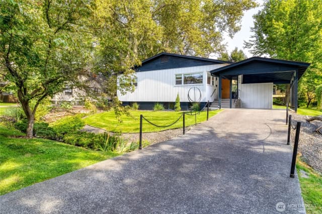 Property photo for 924 Bonnie Brae Street, Walla Walla photo 2