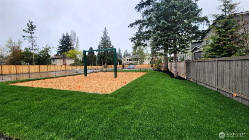 Property photo for 15528 2nd Place W #mg 15, Lynnwood photo 34