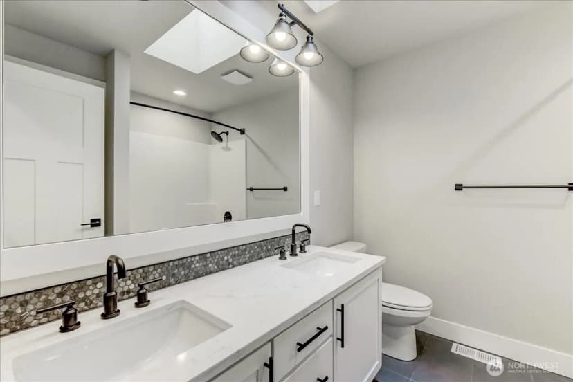 Property photo for 15528 2nd Place W #mg 15, Lynnwood photo 25