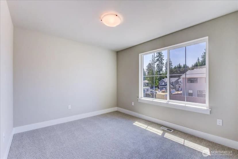 Property photo for 15528 2nd Place W #mg 15, Lynnwood photo 27