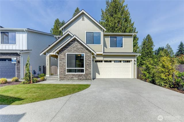 Property photo for 15528 2nd Place W #mg 15, Lynnwood