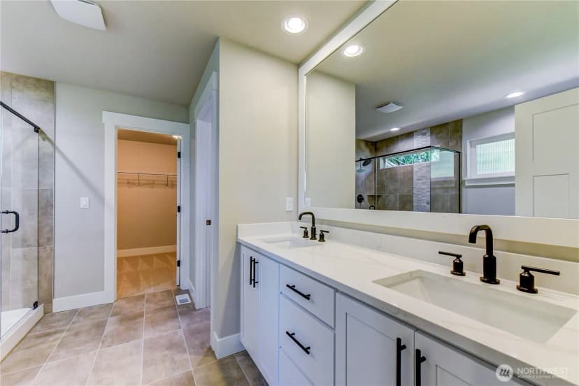 Property photo for 15528 2nd Place W #mg 15, Lynnwood photo 21