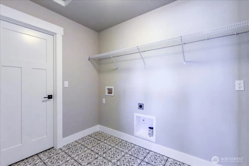 Property photo for 15528 2nd Place W #mg 15, Lynnwood photo 31