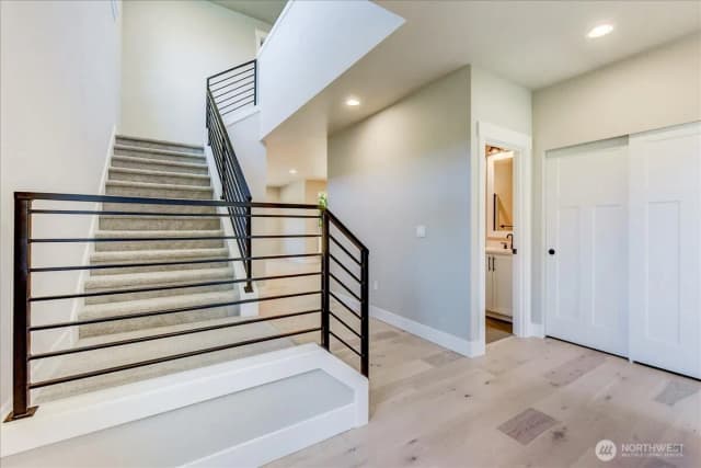 Property photo for 15528 2nd Place W #mg 15, Lynnwood photo 4