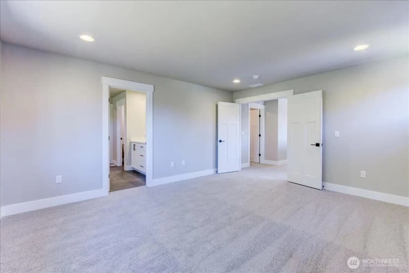 Property photo for 15528 2nd Place W #mg 15, Lynnwood photo 20