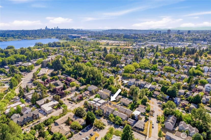 Property photo for 5013 40th Avenue Ne, Seattle photo 35
