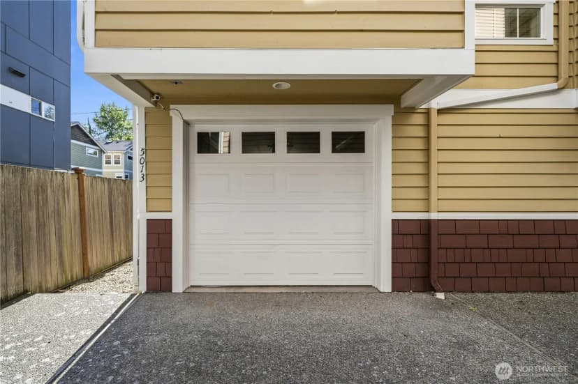 Property photo for 5013 40th Avenue Ne, Seattle photo 33