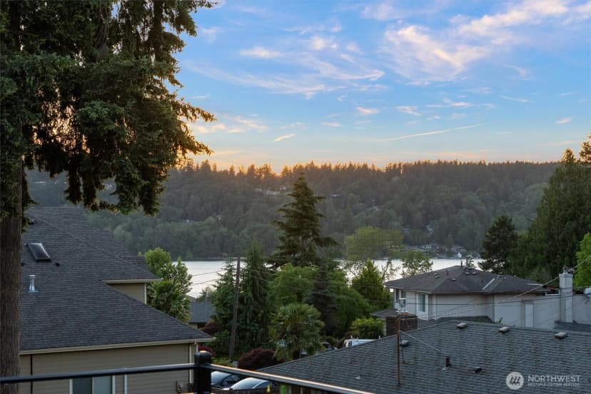 Property photo for 3919 Meadow Avenue N, Renton photo 24
