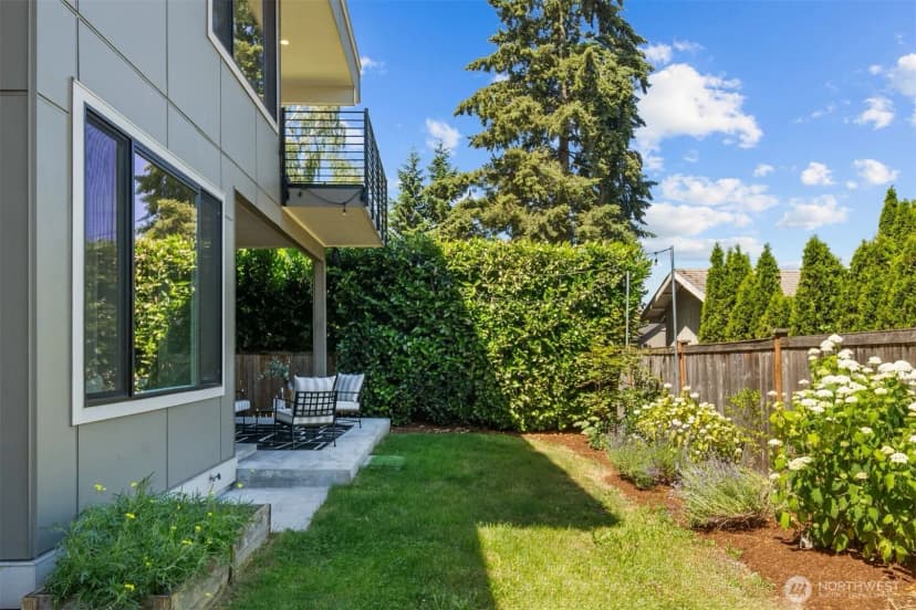 Property photo for 3919 Meadow Avenue N, Renton photo 35