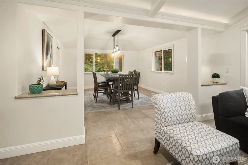 Property photo for 310 Skyline Drive, Edmonds photo 14