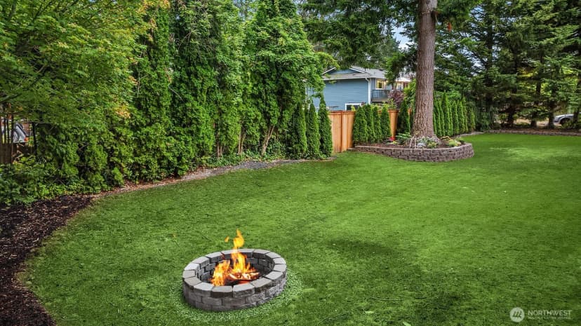 Property photo for 310 Skyline Drive, Edmonds photo 32