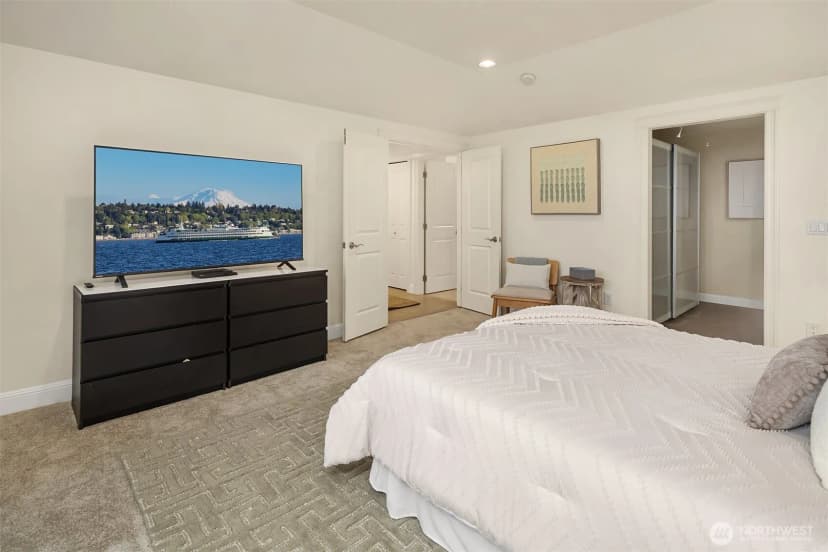 Property photo for 310 Skyline Drive, Edmonds photo 20