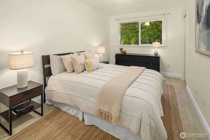 Property photo for 310 Skyline Drive, Edmonds photo 28