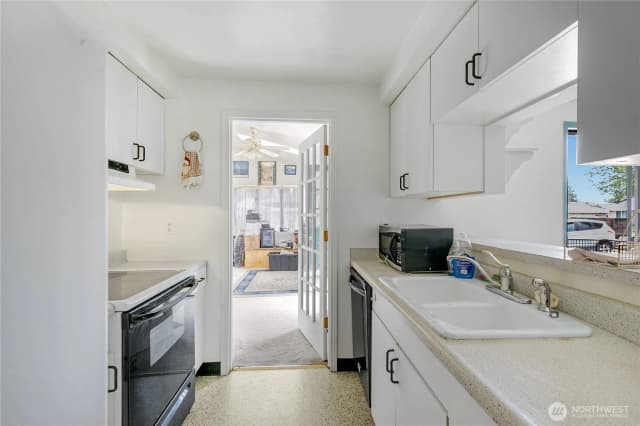 Property photo for 20911 78th Avenue W, Edmonds photo 4
