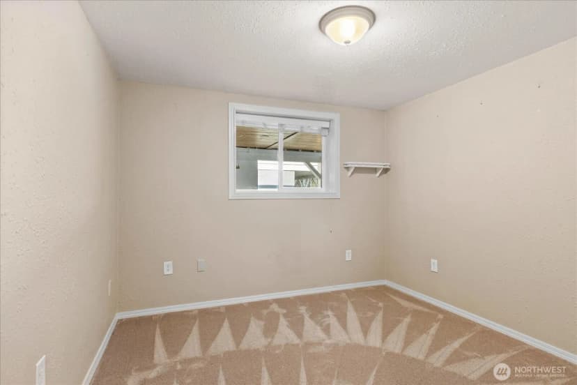 Property photo for 9727 N Davies Road, Lake Stevens photo 24