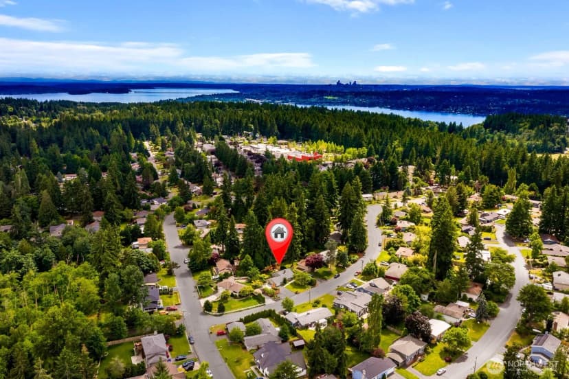 Property photo for 7441 Ne 145th St, Kirkland photo 32