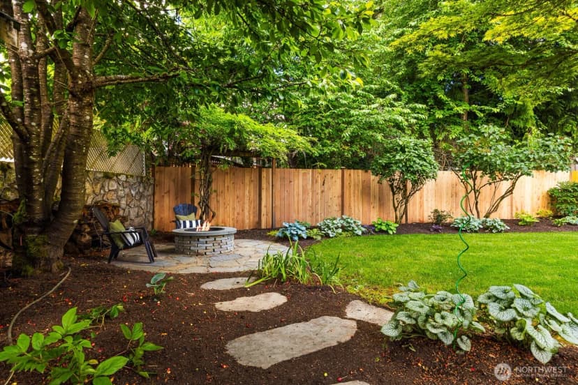 Property photo for 7441 Ne 145th St, Kirkland photo 24