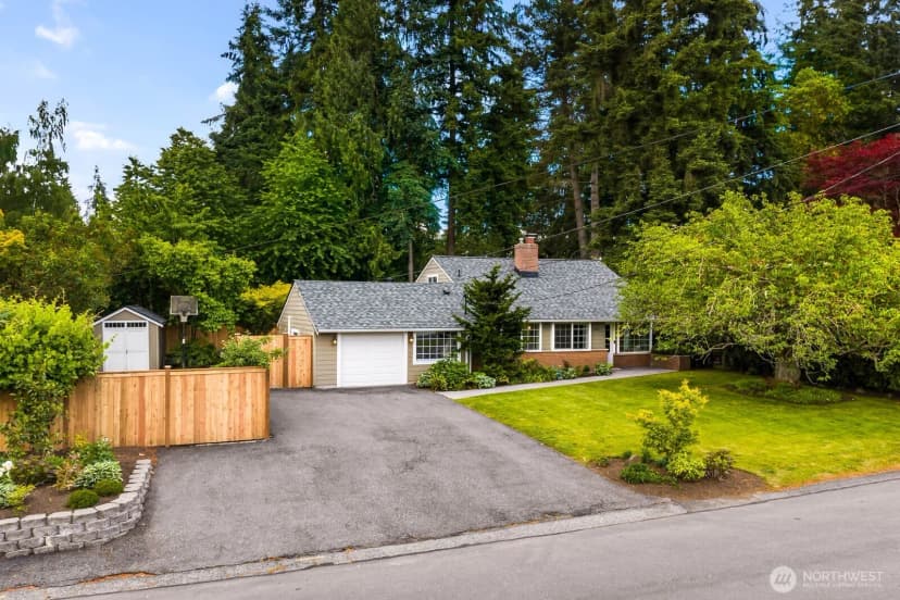 Property photo for 7441 Ne 145th St, Kirkland photo 29
