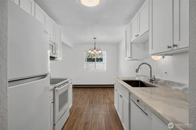 Property photo for 11535 Greenwood Avenue N #301, Seattle photo 5