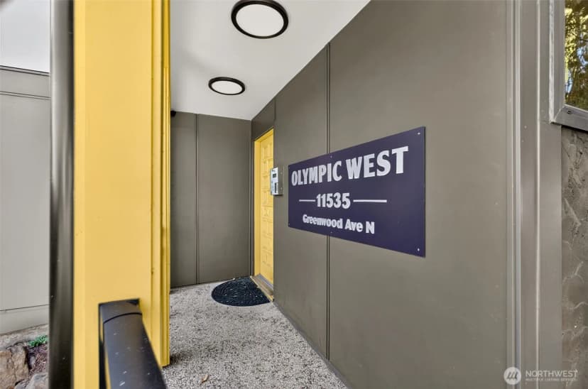 Property photo for 11535 Greenwood Avenue N #301, Seattle