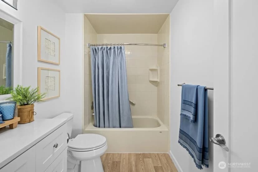 Property photo for 515 Lake Street S #205, Kirkland photo 18