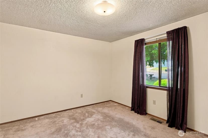 Property photo for 914 Roosevelt Boulevard, Ephrata photo 19