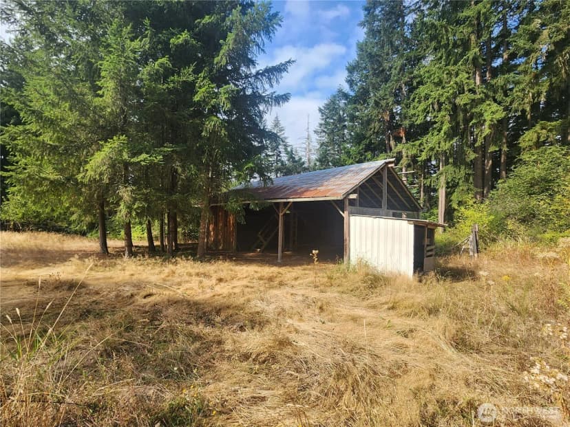 Property photo for 11719 Hobby Street Se, Yelm photo 9