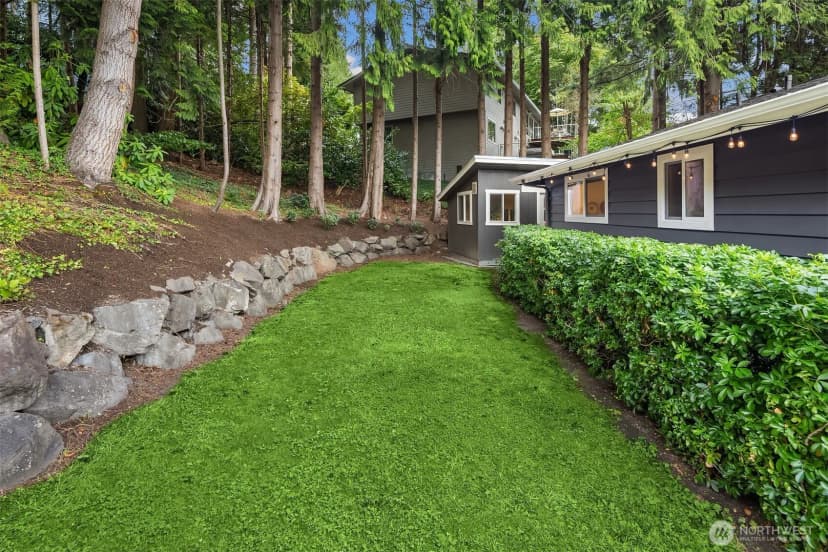 Property photo for 4057 96th Avenue Se, Mercer Island photo 34