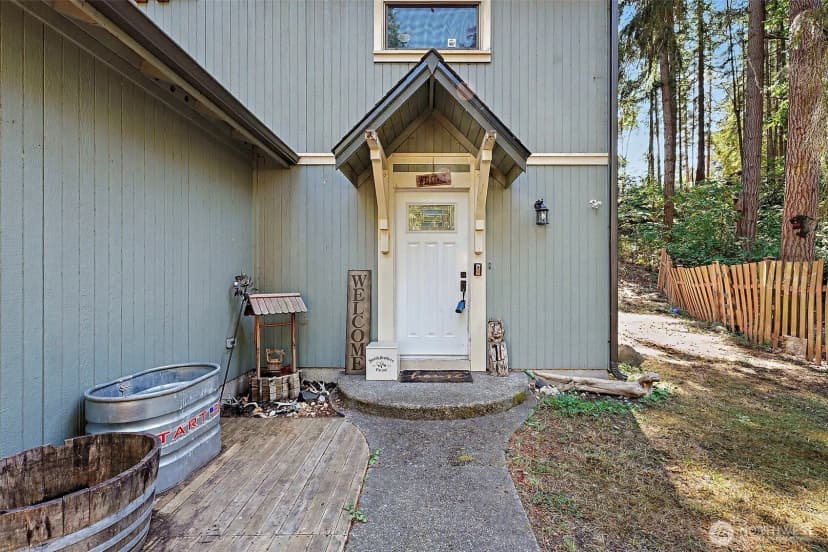 Property photo for 22329 Glenview Court Se, Yelm photo 2