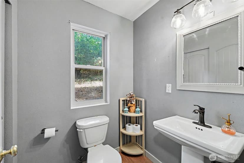 Property photo for 22329 Glenview Court Se, Yelm photo 15
