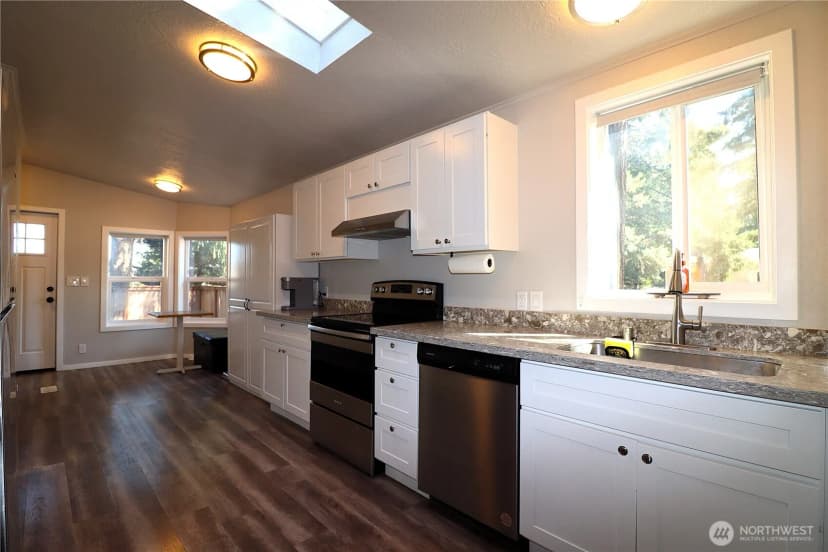 Property photo for 13517 200th Street Ct E #71, Graham photo 11
