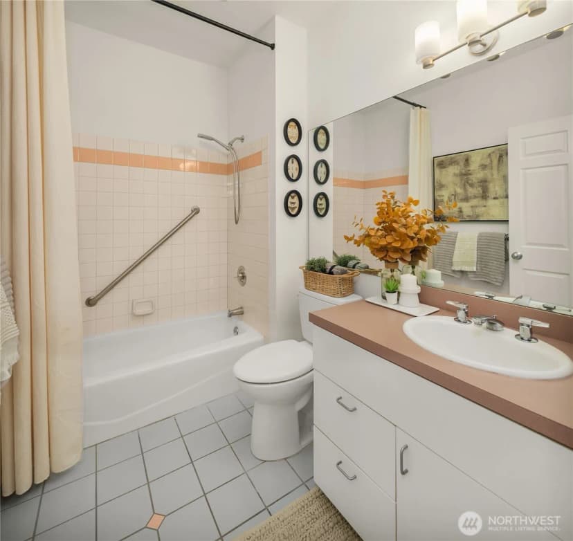 Property photo for 524 12th Avenue E #301, Seattle photo 26