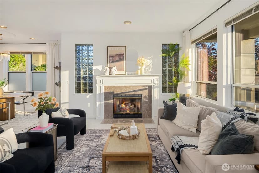 Property photo for 524 12th Avenue E #301, Seattle photo 5