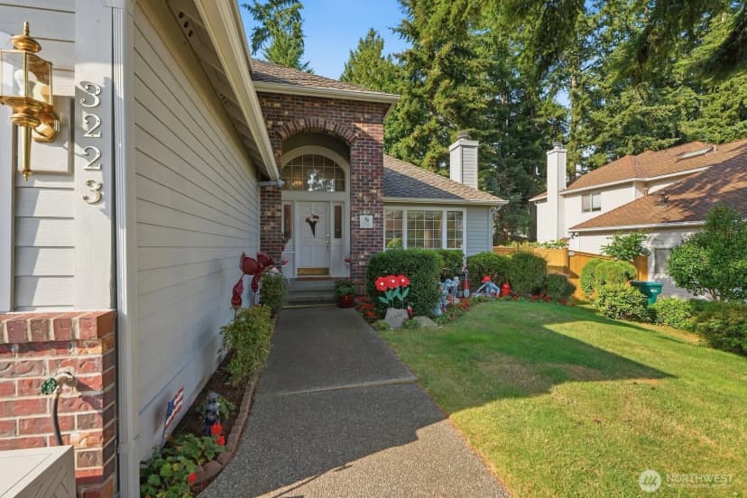 Property photo for 3223 150th Place Se, Mill Creek photo 2
