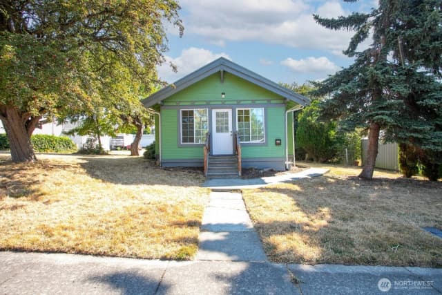 Property photo for 2508 Moore Street, Bellingham