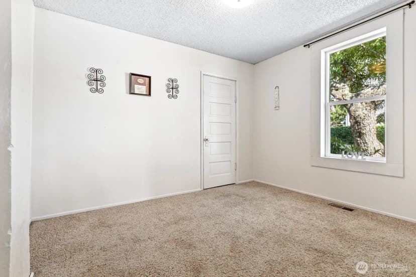Property photo for 2508 Moore Street, Bellingham photo 19