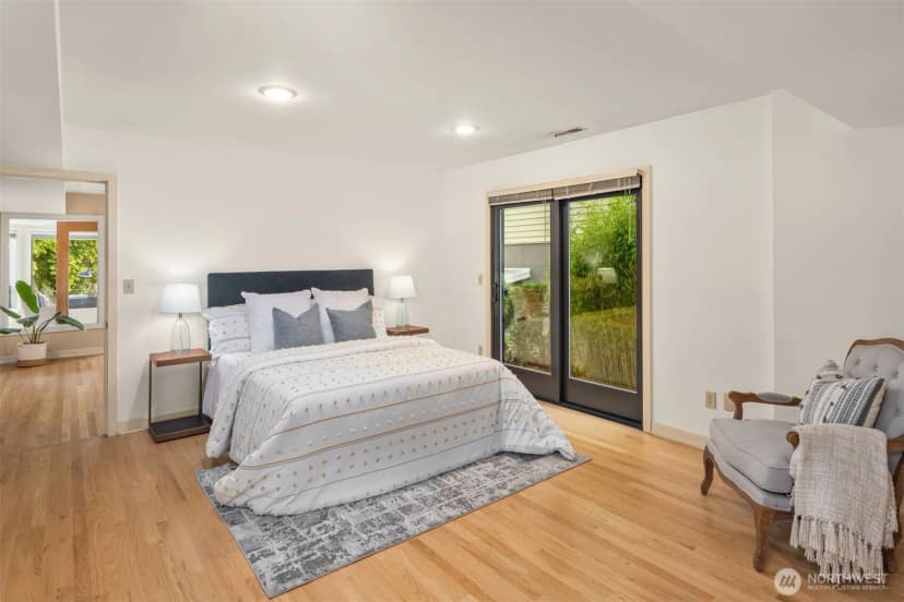 Property photo for 118 Highland Drive, Seattle photo 32