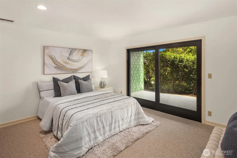 Property photo for 118 Highland Drive, Seattle photo 30