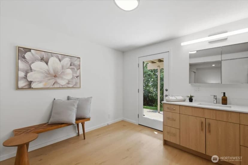 Property photo for 5247 21st Avenue Sw, Seattle photo 28