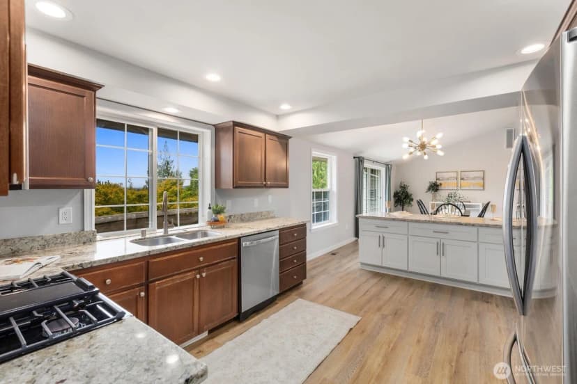 Property photo for 1316 Valley View Drive, Puyallup photo 4