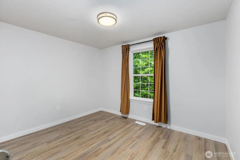 Property photo for 1316 Valley View Drive, Puyallup photo 21