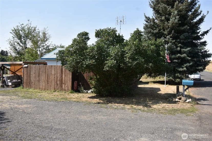 Property photo for 434 Ne North Avenue S, Wilbur photo 35