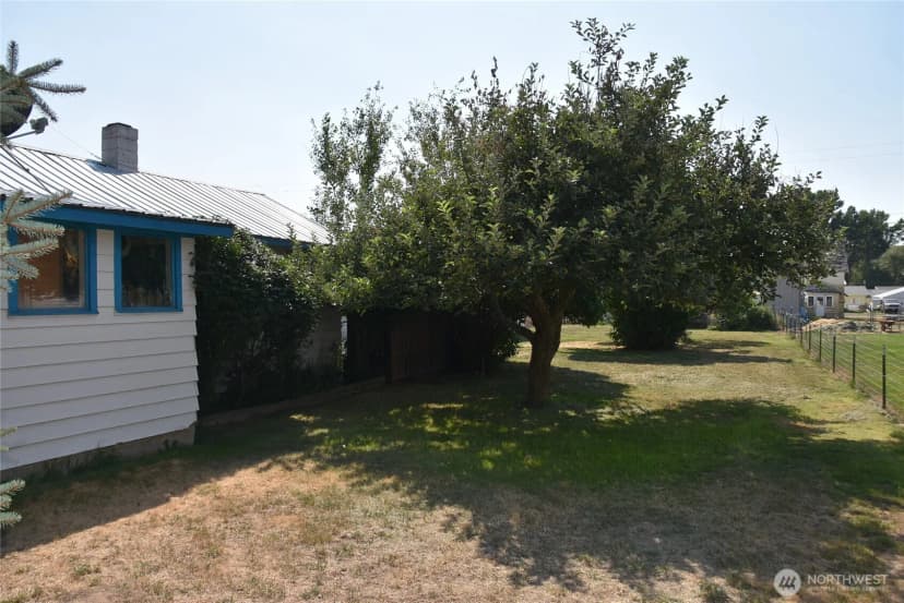 Property photo for 434 Ne North Avenue S, Wilbur photo 31