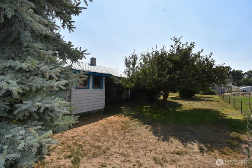 Property photo for 434 Ne North Avenue S, Wilbur photo 32