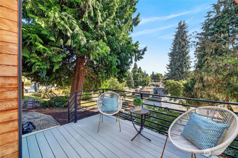 Property photo for 7707 18th Avenue Sw, Seattle photo 31